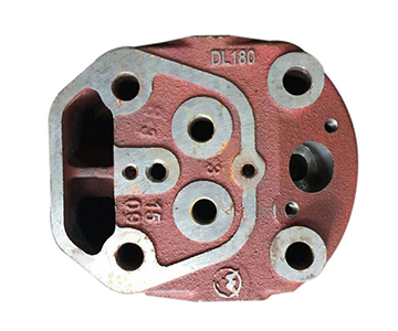 R180 CYLINDER HEAD